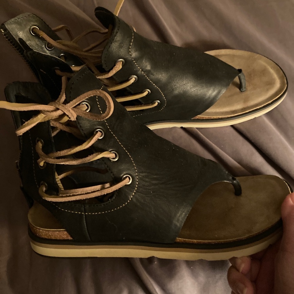 Gladiator sandals